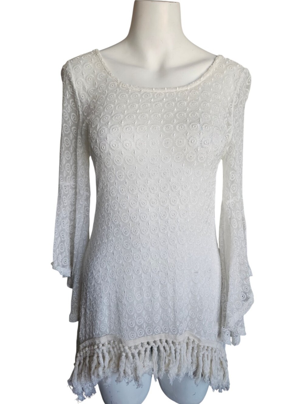 Gypsy Junkies White Eyelet Bell Sleeve Tassel Hem Open Criss Cross Back Boho Sm